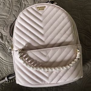 VS glam back pack🌸
